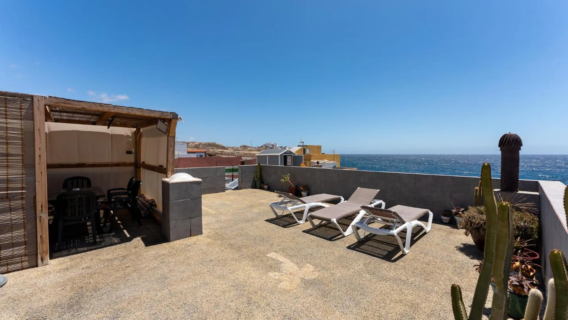 לינה וארוחת בוקר La Mareta Casa Resi