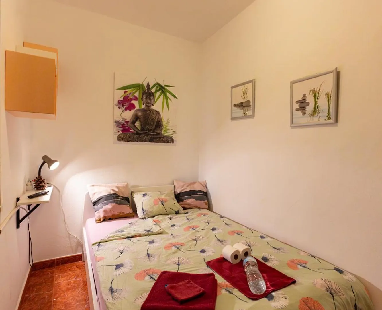 לינה וארוחת בוקר La Mareta Casa Resi